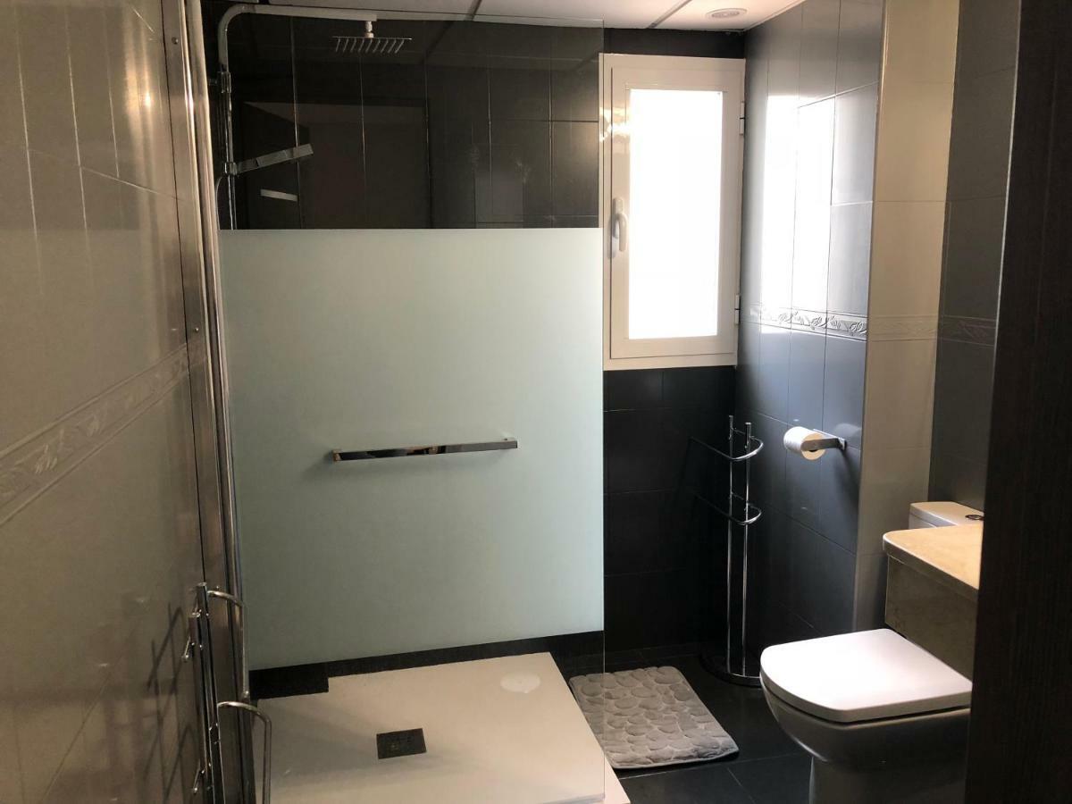Seashape Apartment In 马尼尔瓦 外观 照片